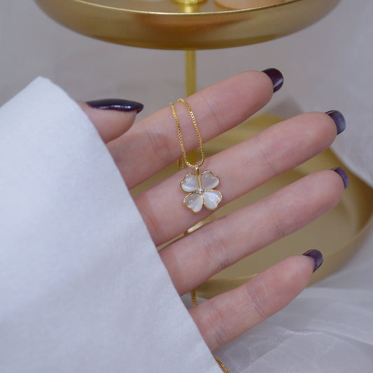 Gold Plated Titanium Steel Petal Clavicle Necklace Hausofjb