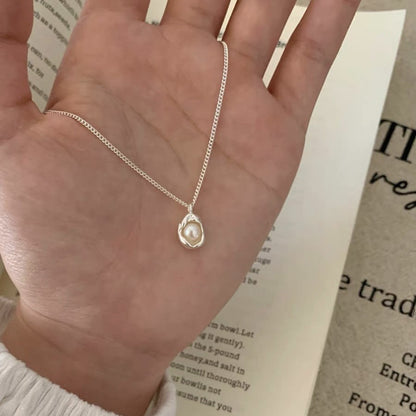 Women's Pearl Clavicle Chain Necklace Simple Elegant Pendant Hausofjb