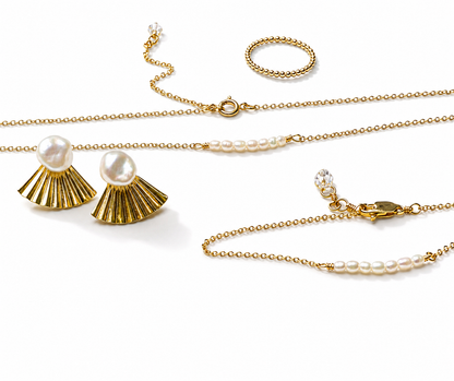 Rice Pearls Necklace with Swarovski Clasp