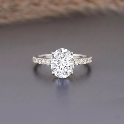 Lab Grown 2 Carat Diamond Oval Engagement Ring with IGI Certificate