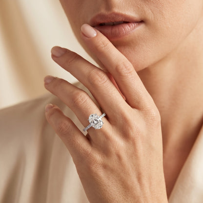 Lab Grown 2 Carat Diamond Oval Engagement Ring with IGI Certificate