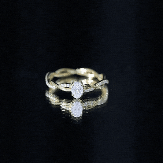 Lab Grown Diamond Promise Ring With Twisted Shank