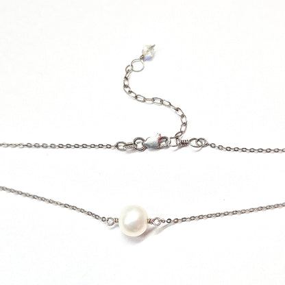 Single Pearl Choker Necklace with Swarovski Clasp