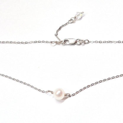 Single Pearl Choker Necklace with Swarovski Clasp