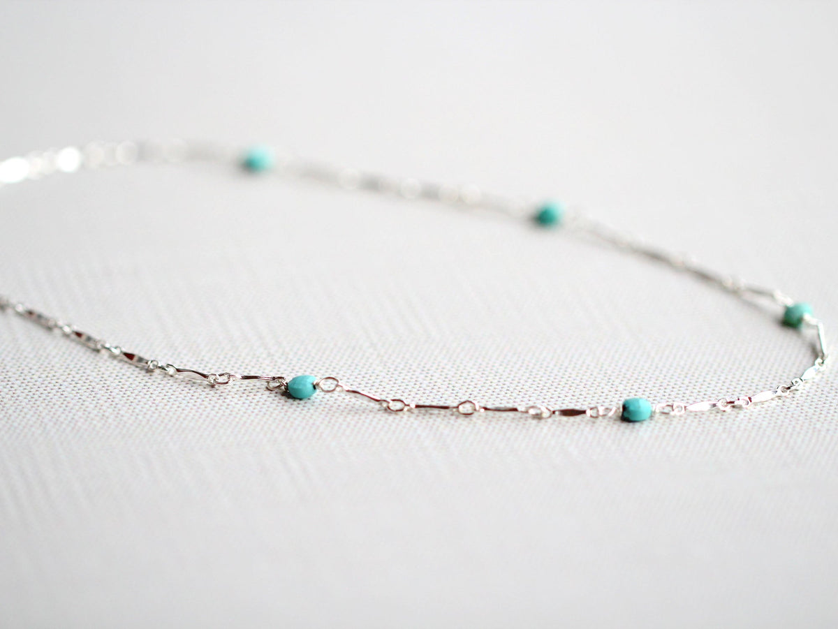 Scalloped Turquoise Choker - As Seen On Home Economics