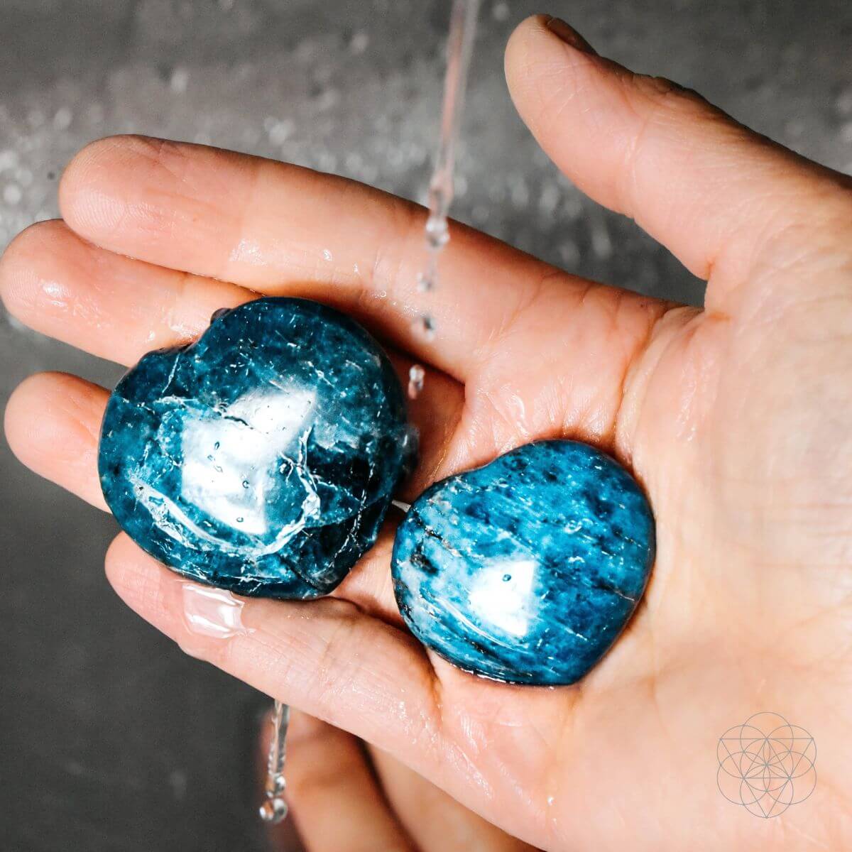 Apatite Heart of Positivity Conscious Items