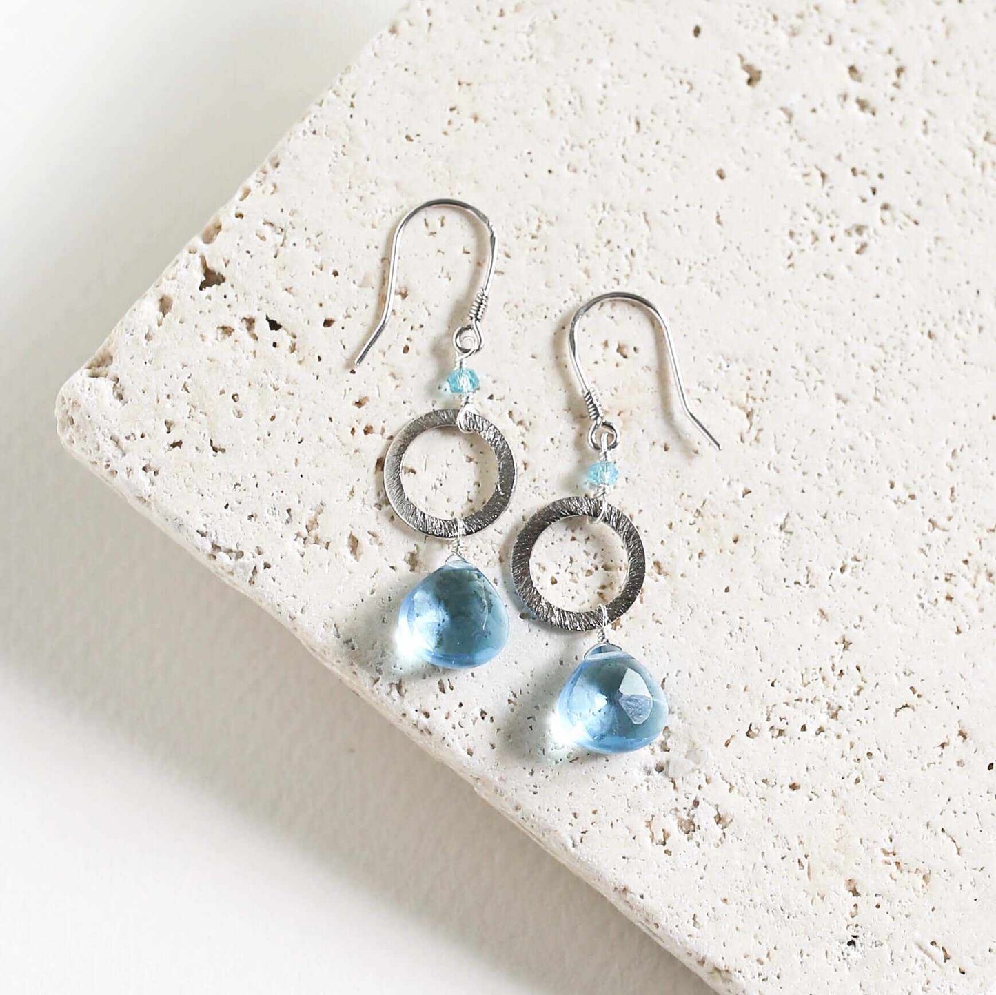 Aquamarine Quartz Airie EarringBeautiful and simple, these little gems will be your go-to earrings.
- Aquamarine Quartz gemstones- 1.5" long- French hooks- 14k gold plated fine .925 Italian sterliEarringsPARKEN JEWELRYVettedArcAquamarine Quartz earrings