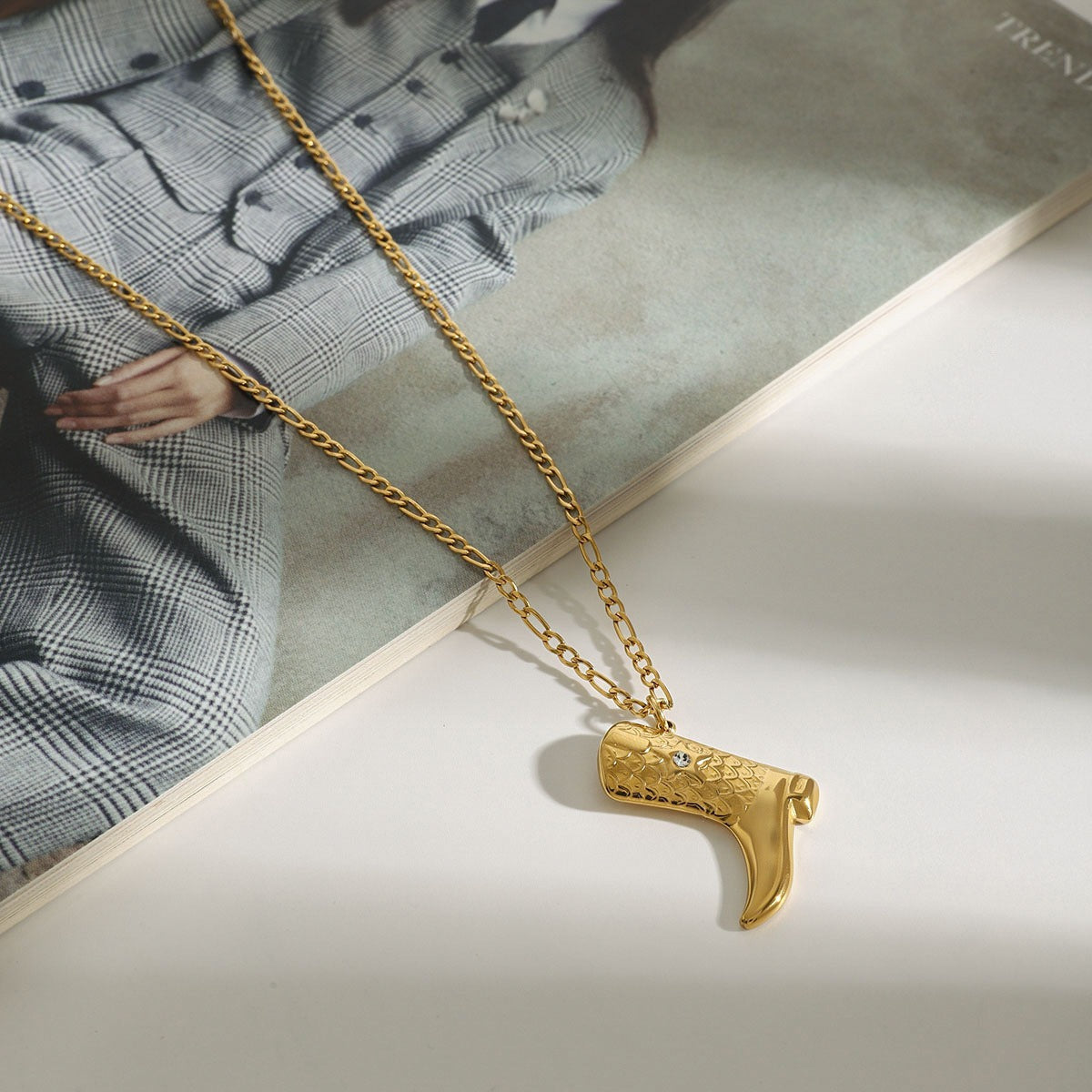 18K gold boots inlaid with gemstones and textured design trendy and unique necklace