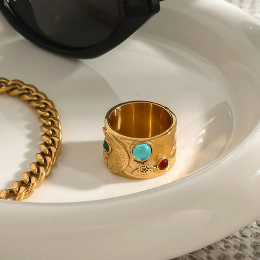 18K Gold Inlaid Gemstone With Star And Moon Texture Classic Retro Ring
