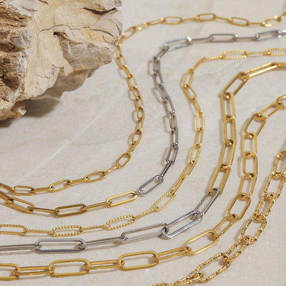 18K gold chain with gold and silver color matching design simple and elegant necklace