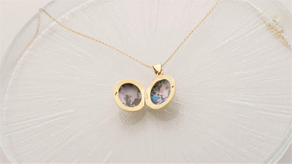 Personalized Silver Photo Locket Necklace