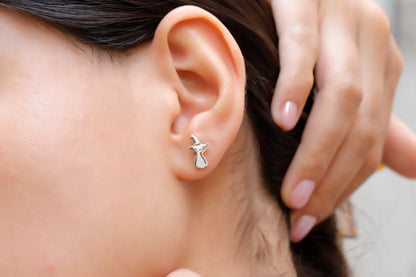 Witchy Vibes: Enchanting Cat Earrings for Spooky Style