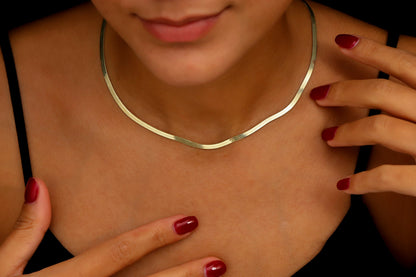 Glimmer & Grace Herringbone Snake Chain Necklace - Dazzling Elegance in Every Curve