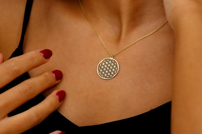 Life Harmony Flower of Life Pendant Necklace - Radiate Positive Energy and Connection
