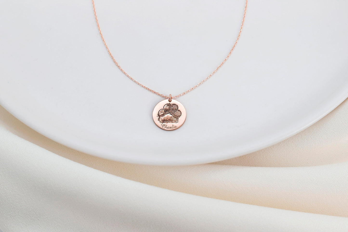 Personalized Pet Paw Print Necklace | Perfect Gift for Dog & Cat Lovers