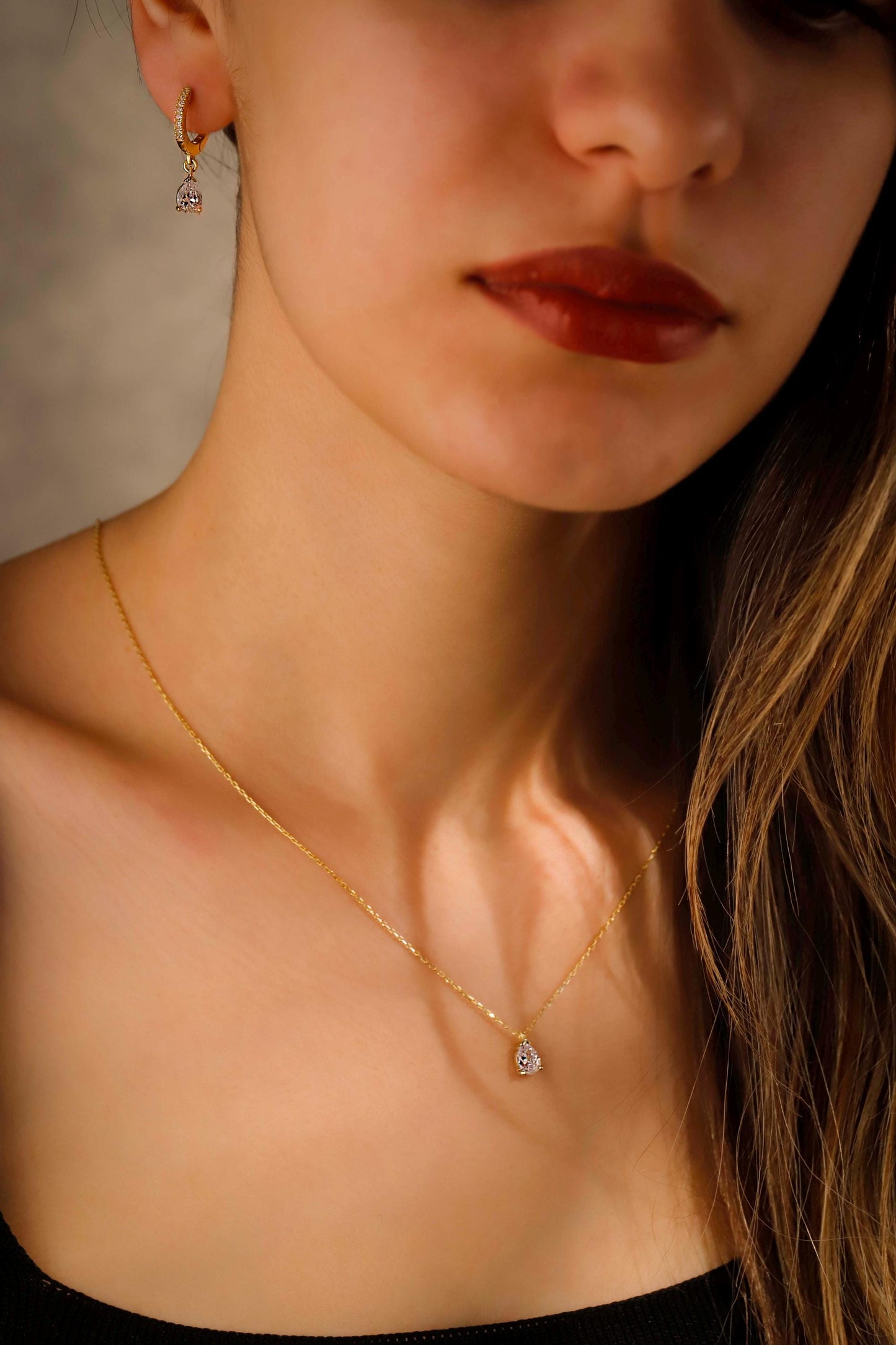 Diamond Dangle Earrings Necklace Set in Sterling Silver