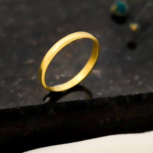SilverGoldandRose Elegant Essentials Minimalist Wedding Band - Timeless, Stackable Designs