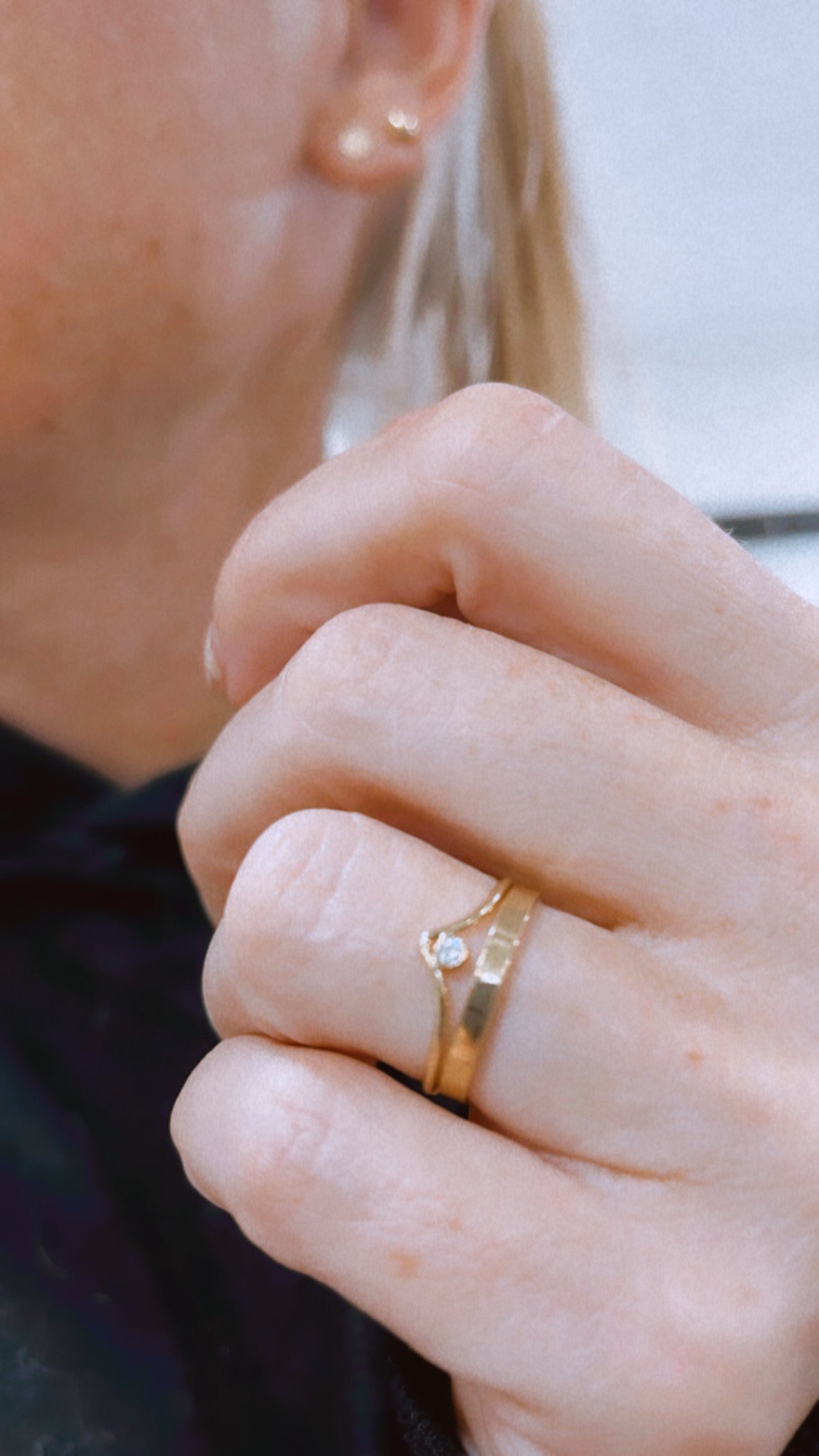 14k gold filled V CUBIC ZIRCONIA DIAMOND RING
