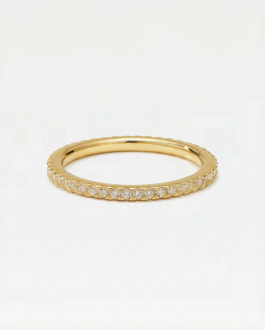The M Essential Pavé Band