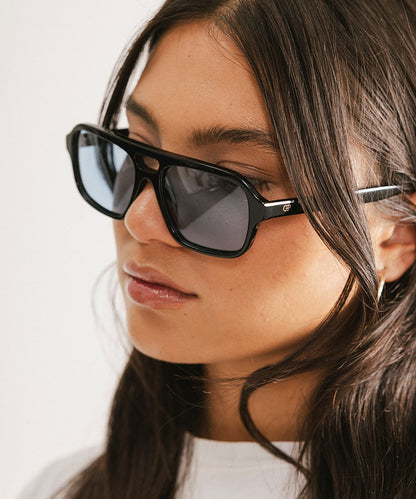 Beau Aviator Sunglasses GIGI PIP