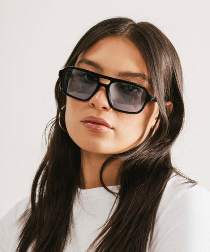 Beau Aviator Sunglasses GIGI PIP