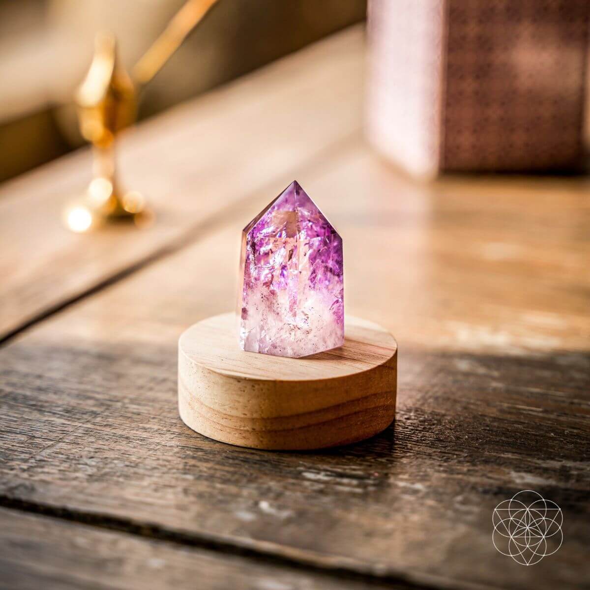 The Serenity Lamp Conscious Items